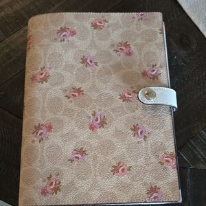 Coach new Floral Patterned Cover with a Coach Notebook Cover